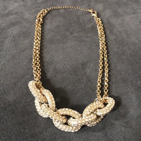 Jewelry - Costume Jewelry Necklace